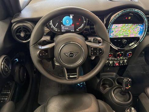 Certified 2024 MINI Cooper S w/ Signature Upholstery Package FWD image 14