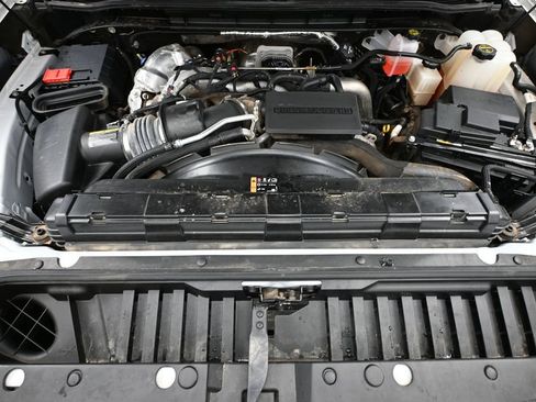 Used 2025 Chevrolet Silverado 2500 LT AWD/4WD image 52