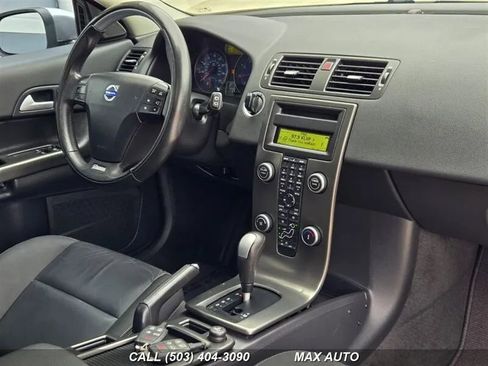 Used 2011 Volvo C30 T5 R-Design image 24