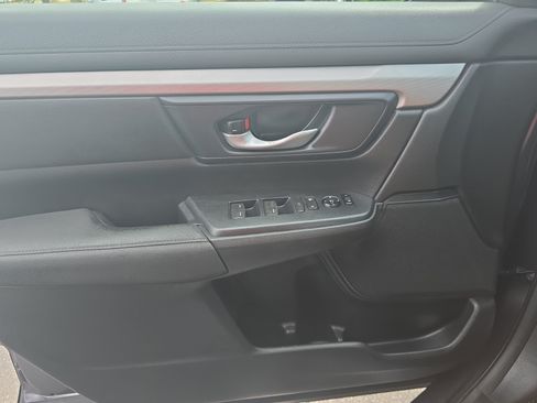 Used 2019 Honda CR-V LX image 24