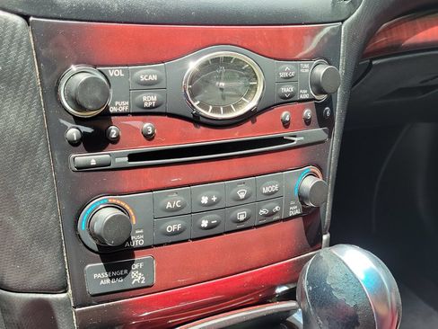 Used 2011 INFINITI G37 Limited Edition RWD image 28