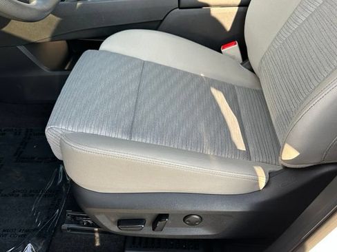 Certified 2023 Nissan Rogue SV FWD image 23