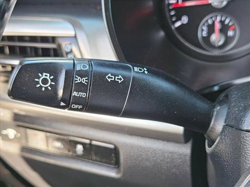 Used 2020 Kia Telluride LX FWD image 15