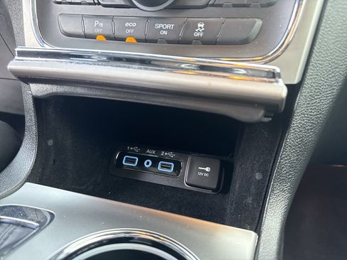 Used 2018 Jeep Grand Cherokee Limited image 23