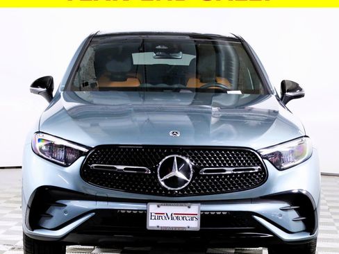Certified 2025 Mercedes-Benz GLC 300 4MATIC image 2