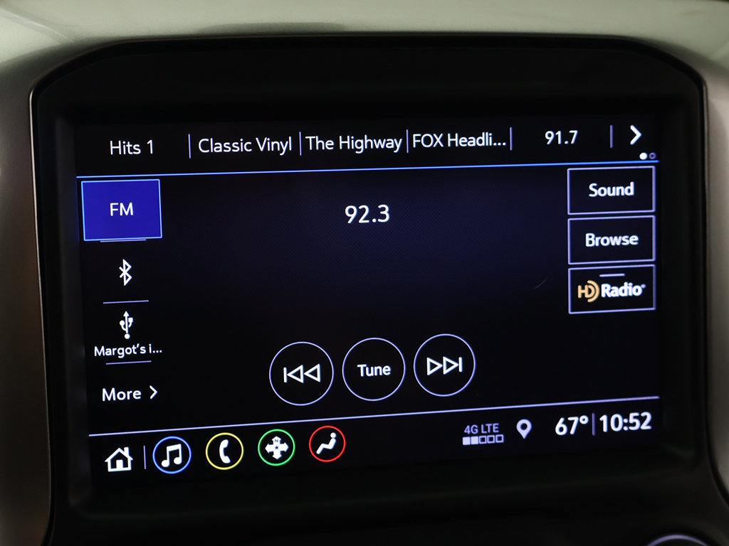 Used 2019 Chevrolet Silverado 1500 RST AWD/4WD image 45