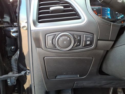 Certified 2023 Ford Edge SEL w/ Convenience Package image 11