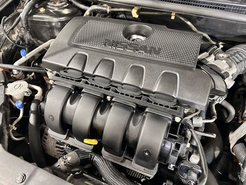 Used 2015 Nissan Sentra SV image 29