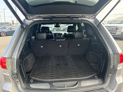 Used 2019 Jeep Grand Cherokee Limited image 25