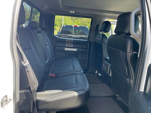 Used 2017 Ford F250 Lariat w/ Lariat Ultimate Package image 34