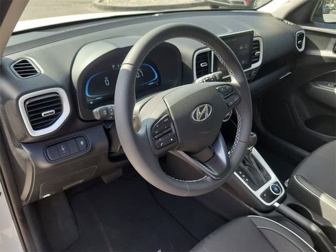 New 2026 Hyundai Venue SEL image 23