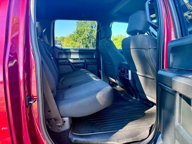 Used 2017 Ford F150 XLT w/ Equipment Group 302A Luxury AWD/4WD image 14