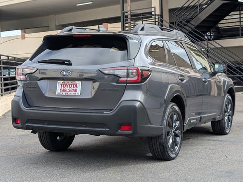 Used 2023 Subaru Outback Onyx Edition AWD/4WD image 13