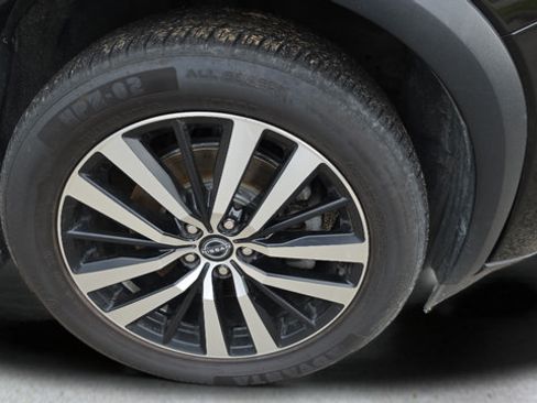 Used 2023 Nissan Pathfinder Platinum AWD/4WD image 31