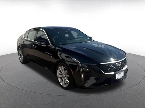 Used 2026 Cadillac CT5 Premium Luxury RWD image 3