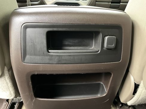 Used 2015 GMC Sierra 1500 SLT w/ SLT Crew Cab Value Package AWD/4WD image 13