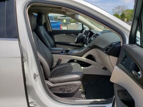 Used 2020 Lincoln Nautilus Reserve AWD/4WD image 20