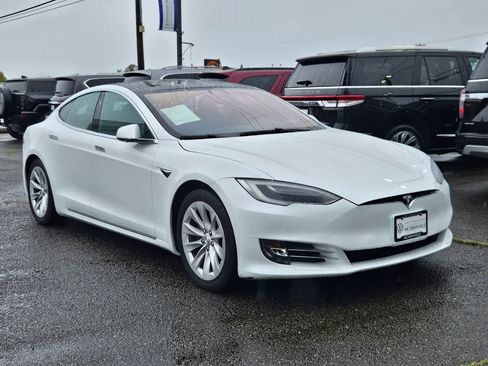 Used 2018 Tesla Model S 75D image 7