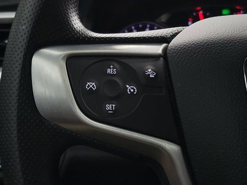 Used 2023 GMC Acadia SLE w/ Driver Convenience Package FWD image 26