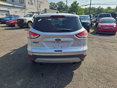 Used 2016 Ford Escape SE w/ Equipment Group 201A AWD/4WD image 5