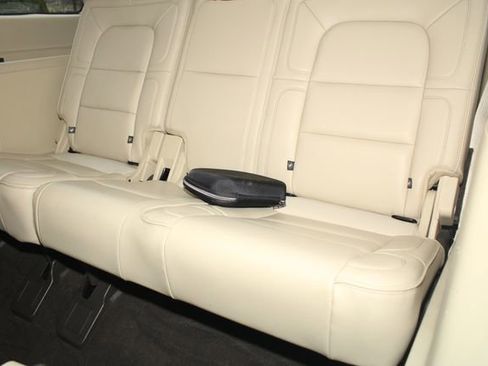 Used 2019 Lincoln Navigator Reserve w/ Cargo Package image 26