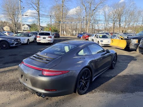 Used 2015 Porsche 911 Carrera 4S image 5