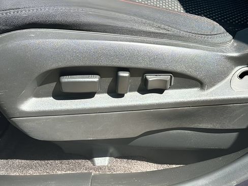 Used 2016 Chevrolet Equinox LT w/ Convenience Package FWD image 20