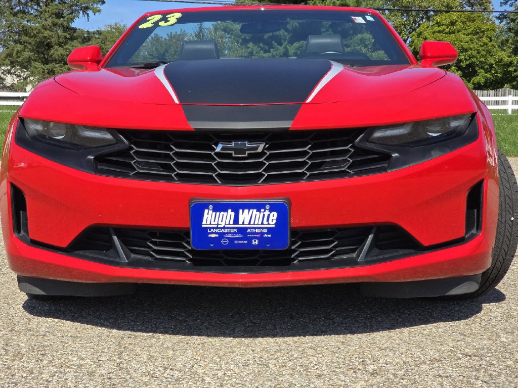 Used 2023 Chevrolet Camaro LT RWD image 13