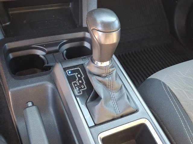 Used 2023 Toyota Tacoma TRD Sport w/ Black Out Package (TMS) AWD/4WD image 11