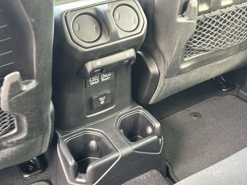 Used 2018 Jeep Wrangler Unlimited Rubicon AWD/4WD image 13