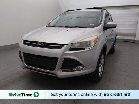 Used 2015 Ford Escape SE w/ Equipment Group 201A FWD image 1