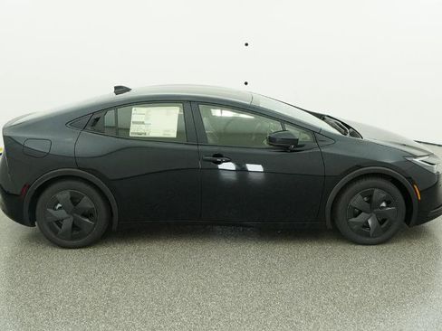 New 2026 Toyota Prius Plug-In Hybrid FWD image 53