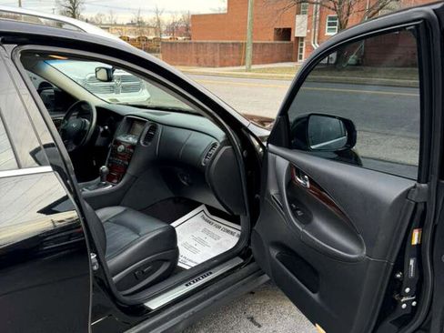 Used 2016 INFINITI QX50 Journey w/ Premium Package image 19