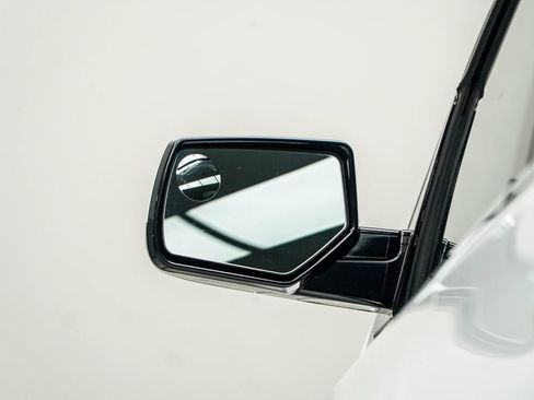 Used 2018 Chevrolet Tahoe LS image 15