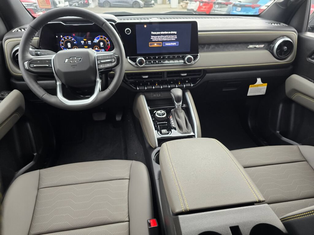 New 2026 Chevrolet Colorado ZR2 w/ Midnight Edition AWD/4WD image 19