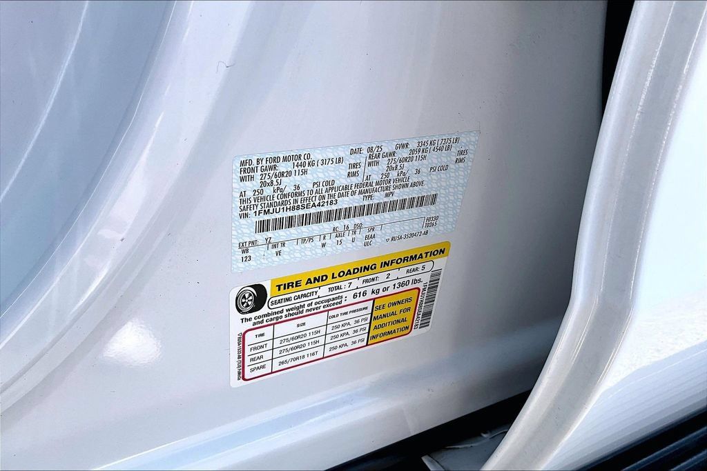 Used 2025 Ford Expedition Active RWD image 36