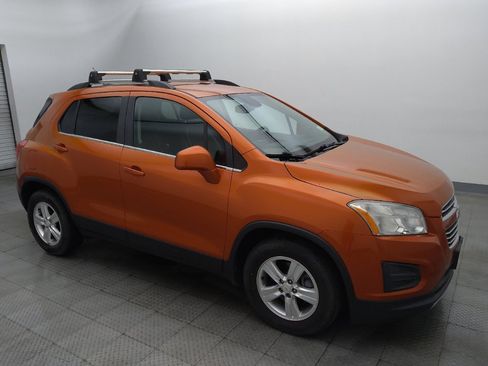 Used 2016 Chevrolet Trax LT w/ LT Convenience Package FWD image 11