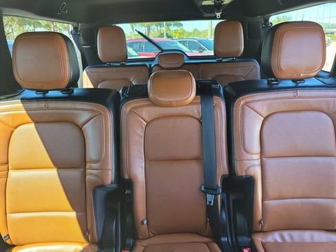 Used 2020 Lincoln Navigator L Reserve w/ Luxury Package image 19