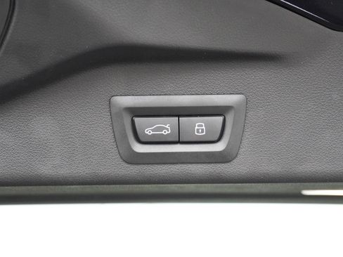 Used 2026 BMW X5 xDrive40i image 38