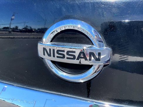 Used 2015 Nissan Sentra S image 30