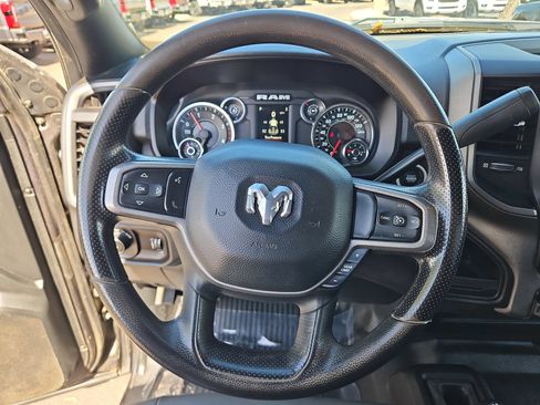 Used 2023 RAM 3500 Tradesman w/ Chrome Appearance Group AWD/4WD image 14