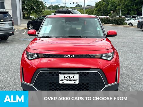 Used 2024 Kia Soul S FWD image 2