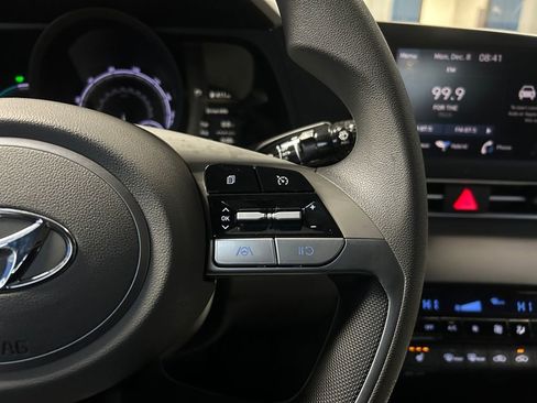 Used 2023 Hyundai Elantra Blue w/ Cargo Package image 18