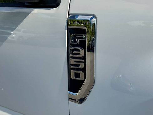 Used 2022 Ford F350 Lariat w/ Lariat Ultimate Package AWD/4WD image 11