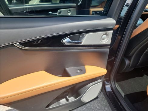 Used 2023 Lincoln Nautilus Black Label image 17