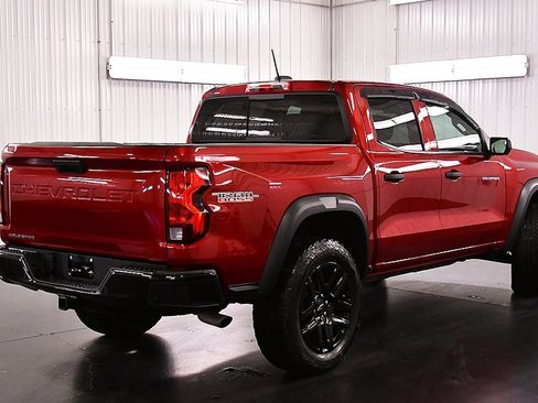 Used 2024 Chevrolet Colorado Trail Boss w/ Technology Package image 7