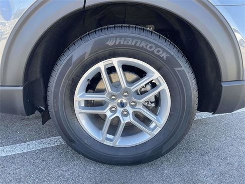 New 2025 Ford Explorer Active w/ Active Comfort Package image 5