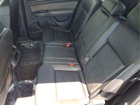 Certified 2023 Volkswagen Atlas SE AWD/4WD image 13