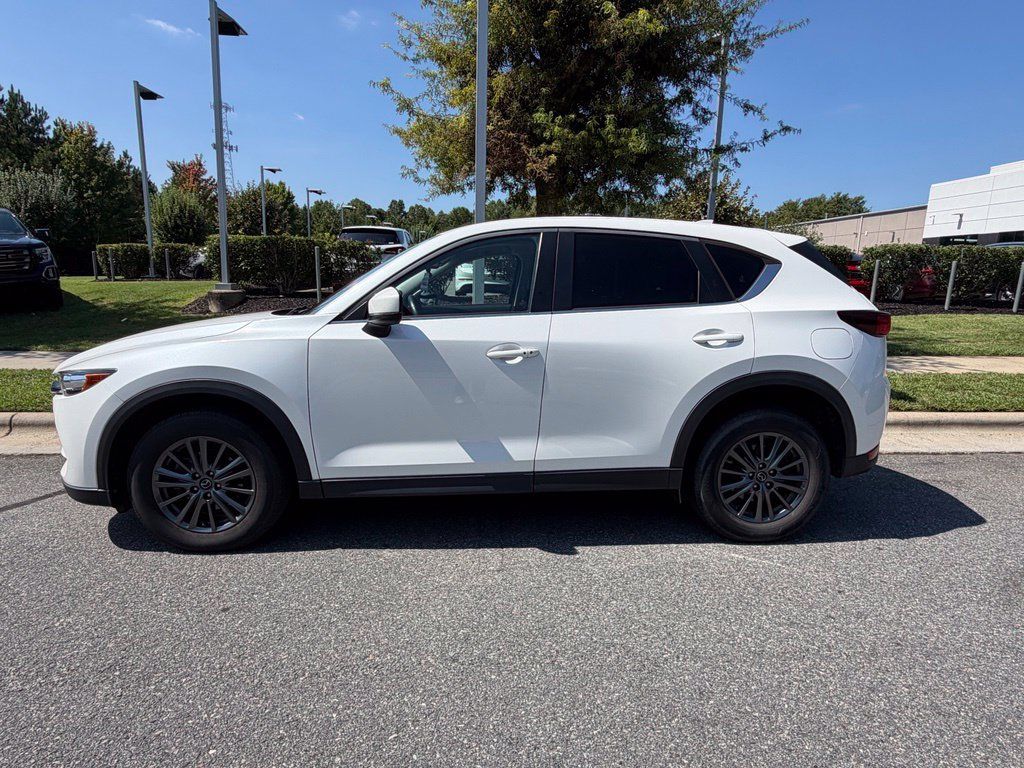 Used 2019 MAZDA CX-5 Touring FWD image 2