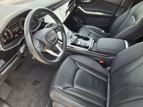 Used 2025 Audi Q7 3.0T Premium Plus AWD/4WD image 2